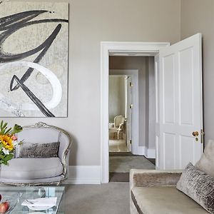 Luxe Suite